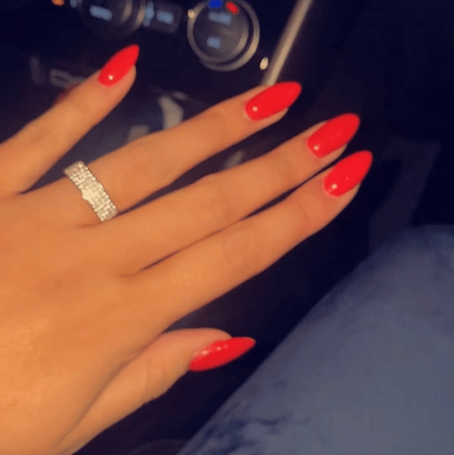 Acrylic Nails - Please Read 🔽